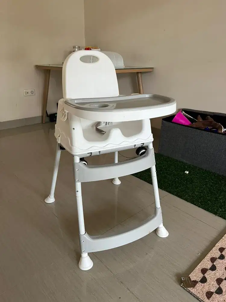 Preloved sugarbaby highchair