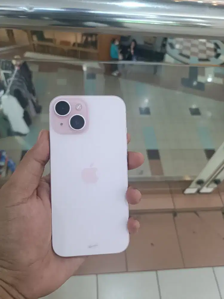 Jual aja nih iPhone 15 128 no minus fulset
