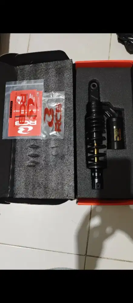 Dijual Shockbreaker RCB flow pro 330mm Black Premium Series