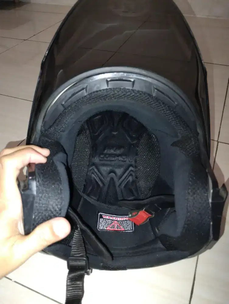Helm cosmo jarang di pakai