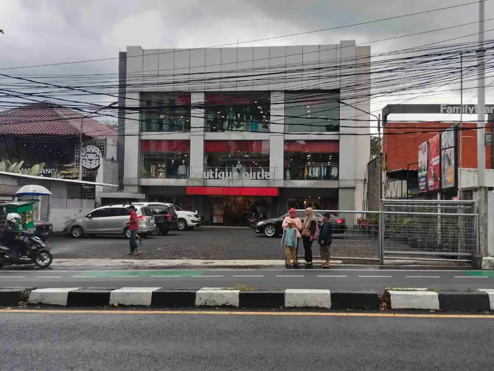 Disewakan Ruko di Jl Pajajaran Bogor, Lebar Muka 25 Meter 3 Lantai, BOGOR Tengah, kota Bogor