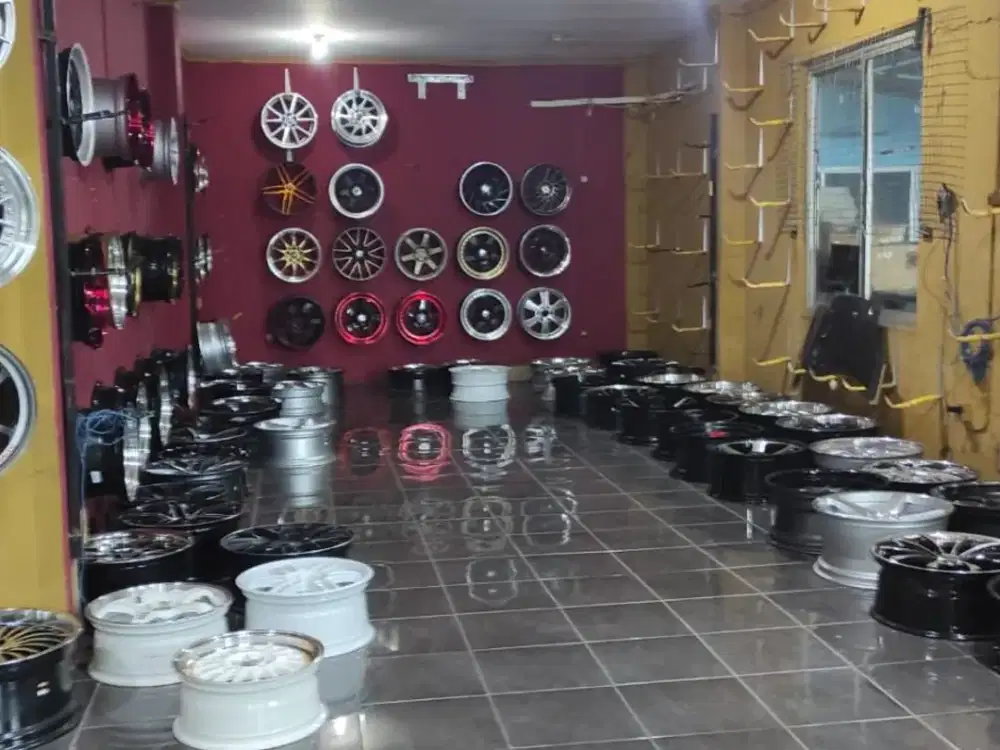 Bangunan Komersil untuk usaha Bengkel Mobil Murah di Lokasi Sangat Strategis Diciputat Pamulang