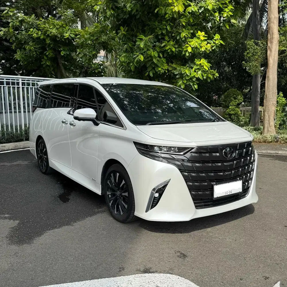 Alphard Hybrid 2025