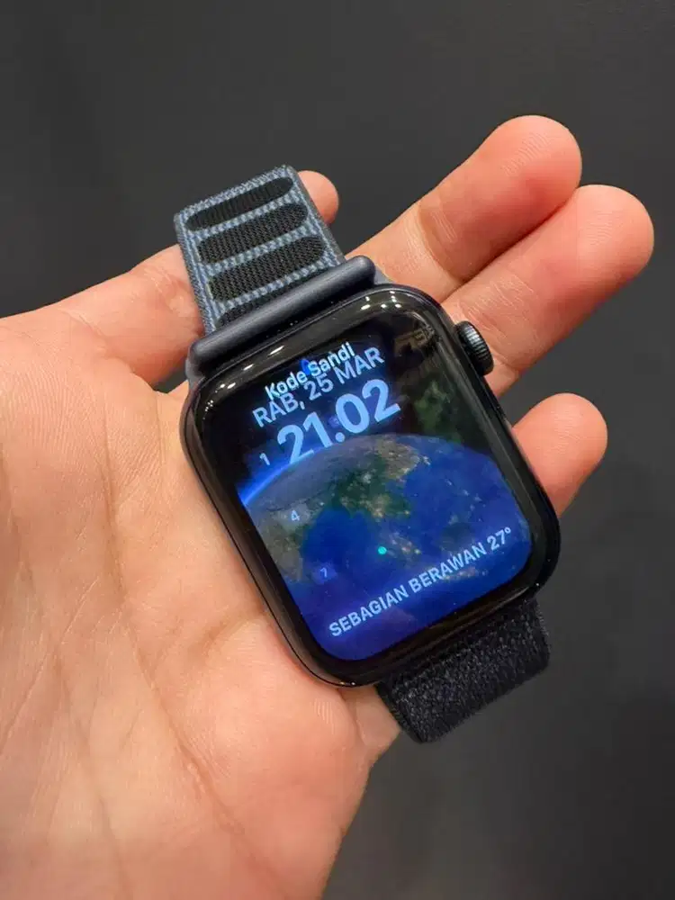 APPLE WATCH SE GEN 2 GARANSI 11 bulan BH 100