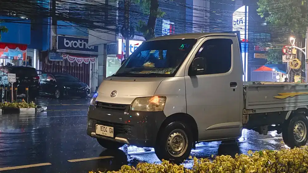 Grab max pickup