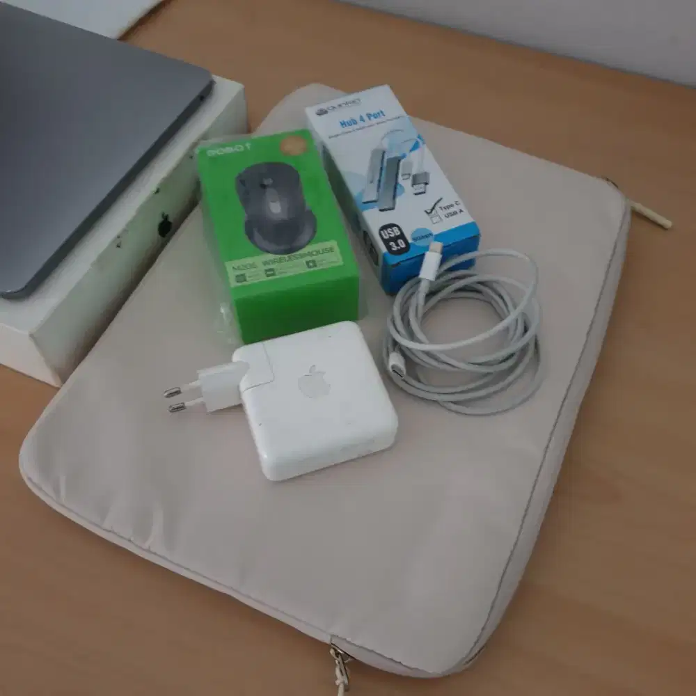 MACBOOK PRO.13 - 2017