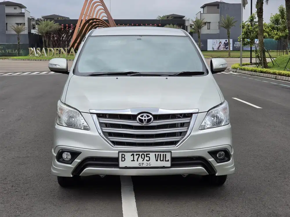 Toyota Kijang Innova G Lux 2.0 AT 2014