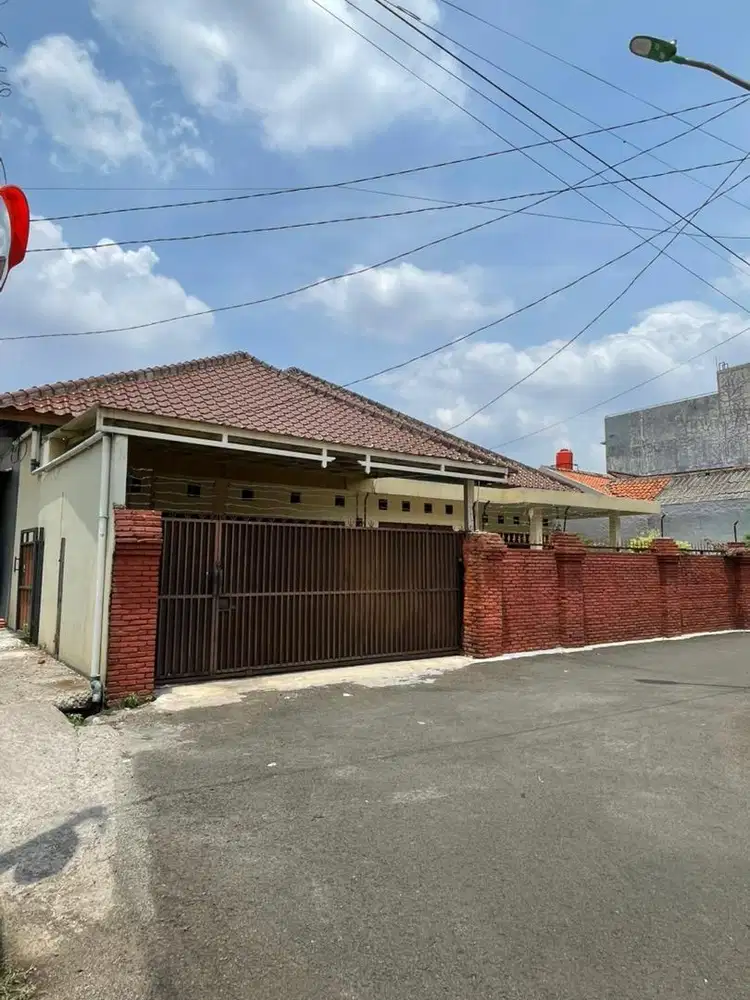 RUMAH MEGAH, NYAMAN DAN ESTETIK