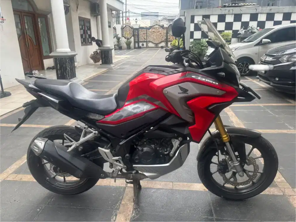 Honda CB150X merah Touring