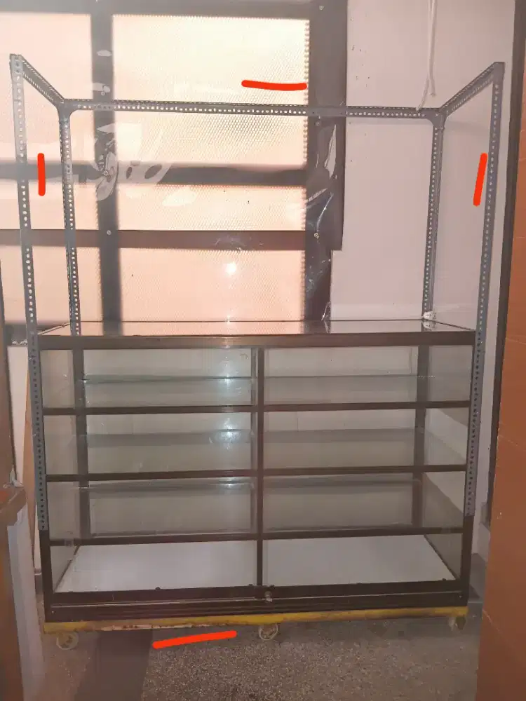 Etalase hitam 4 susun kokoh 1,5 meter