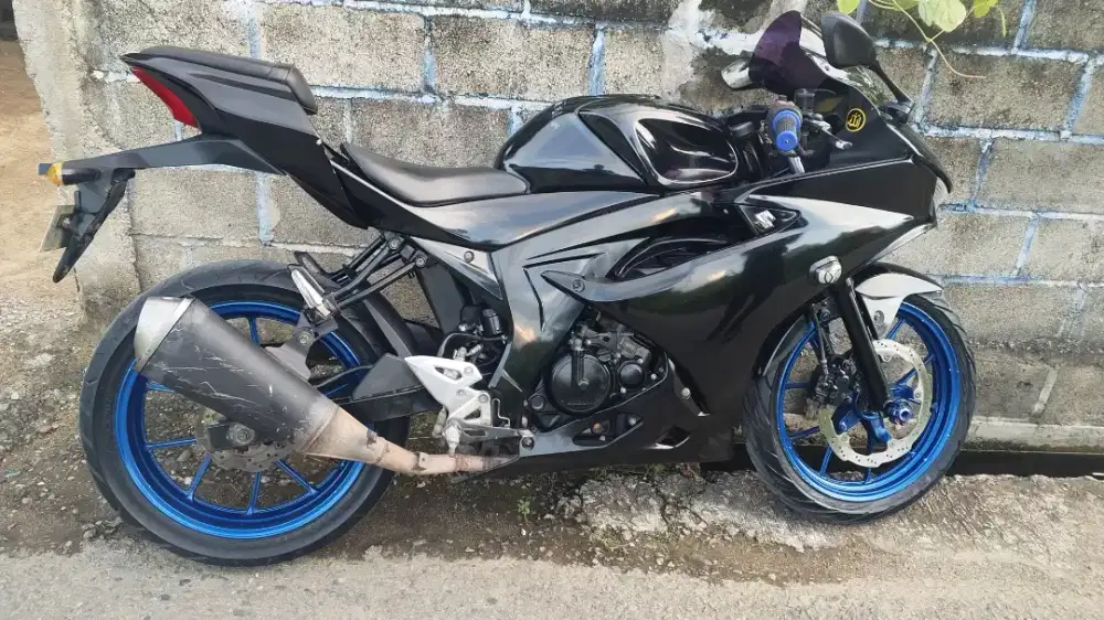 Suzuki gsx 150 keren