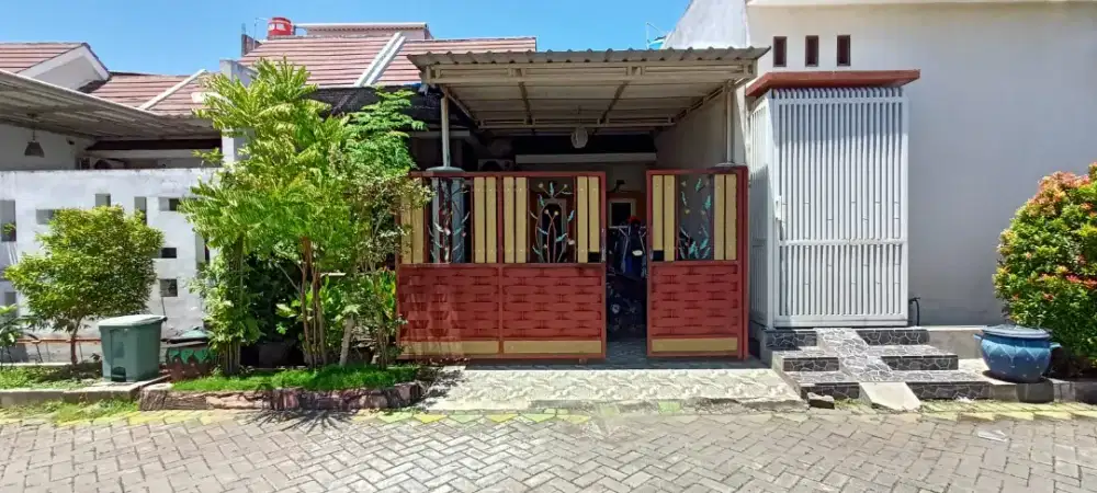 DIKONTRAKKAN/DIJUAL RUMAH/OPER KREDIT