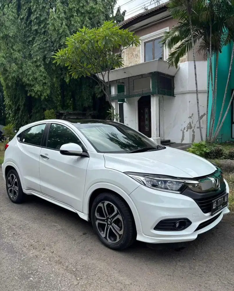 HRV Sunroof Prestige 1.8 Metic