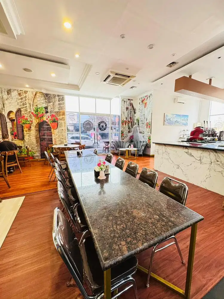 Dicari Helper untuk Restoran