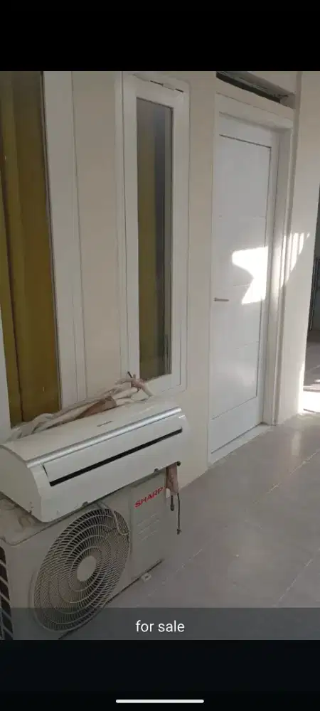 pemakaian pribadi masih garansi, dijual karena biar irit listrik