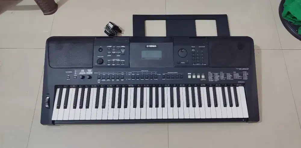 Yamaha PSR E453 bekas normal, bisa flash disk