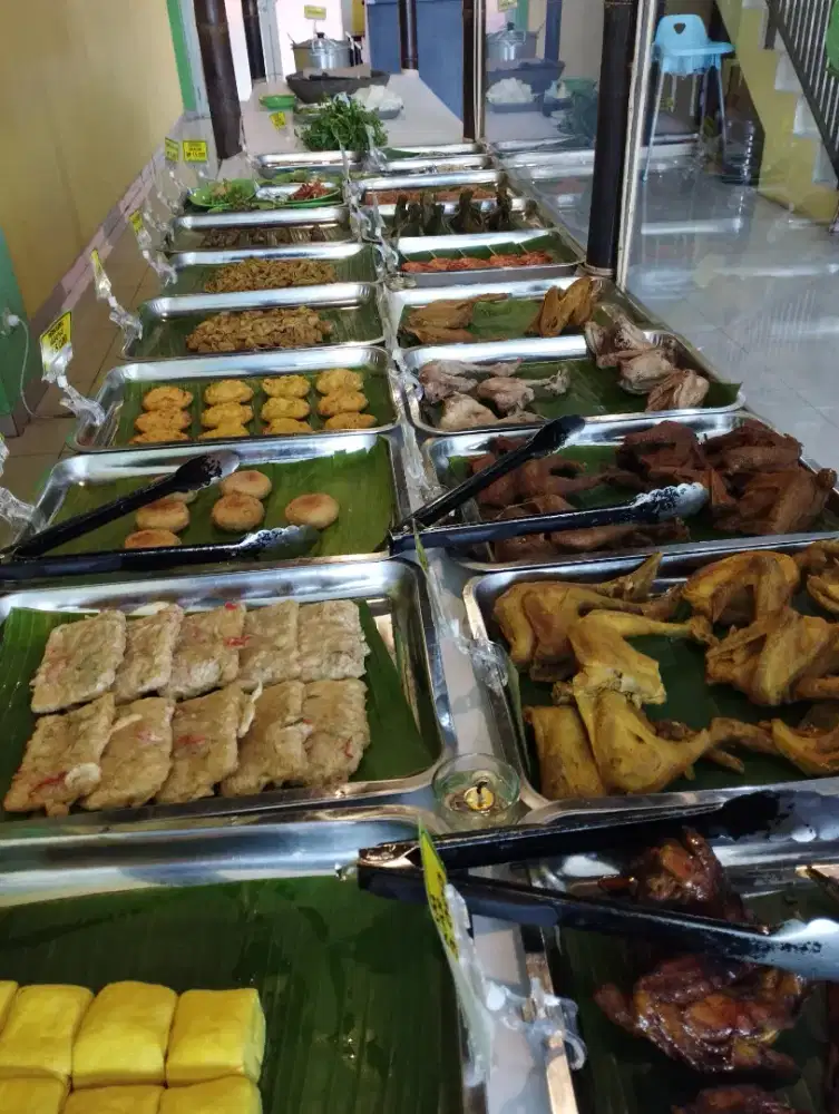 Karyawan ayam bakar cibadak