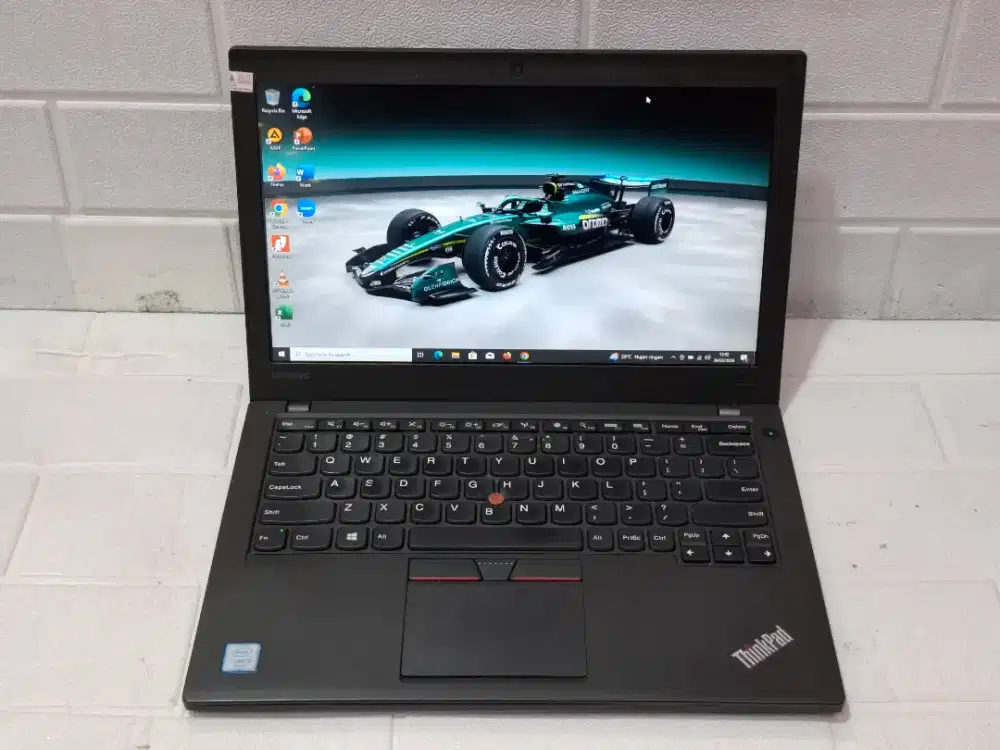 Laptop Lenovo Thinkpad X250/ Intel Core i5-6200U/ RAM 8GB/ SSD 256GB