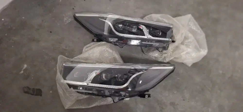 Headlamp variasi inova reborn model