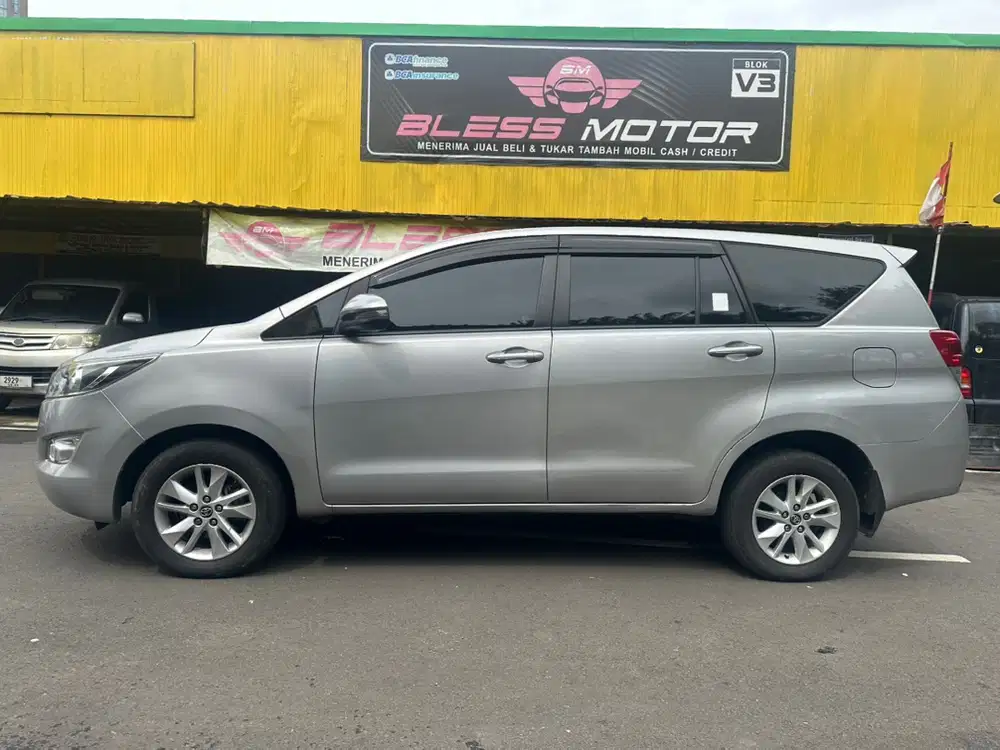 Toyota Innova G 2.4 Diesel matic 2017 kondisi mesin body istimewa