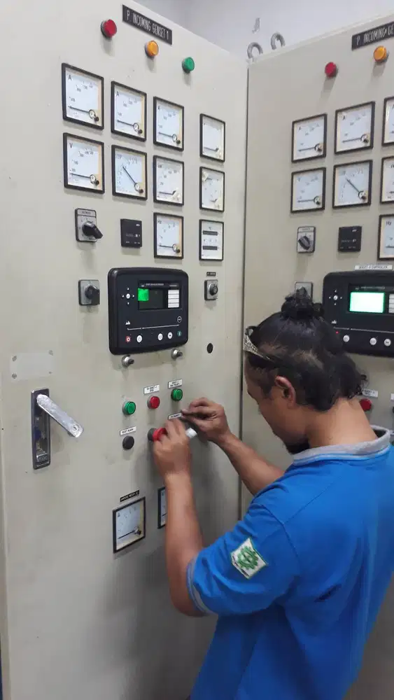Panel Genset BERGARANSI