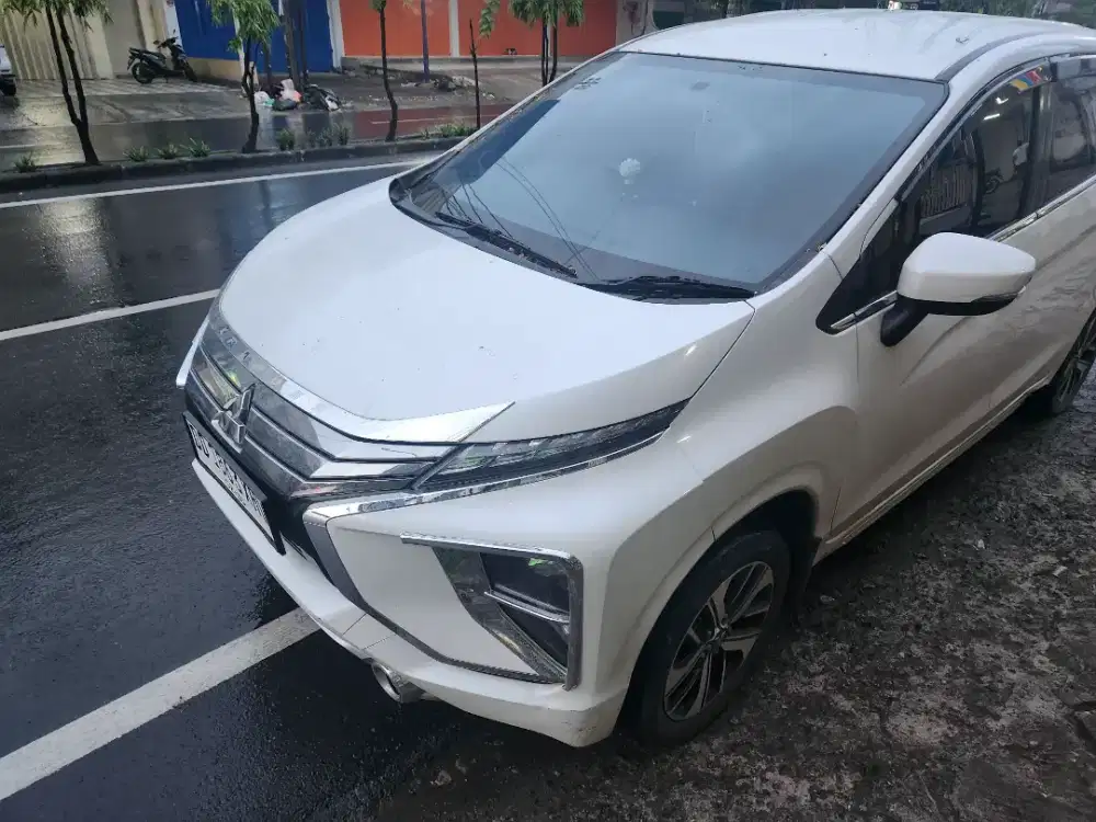 Mobil keluarga mitsubishi expander