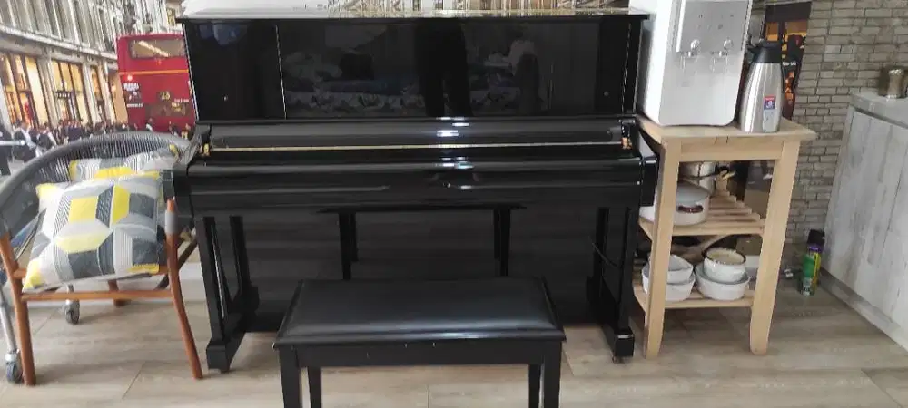 Piano bekas Yamaha U1JPE mulus siap pakai!!