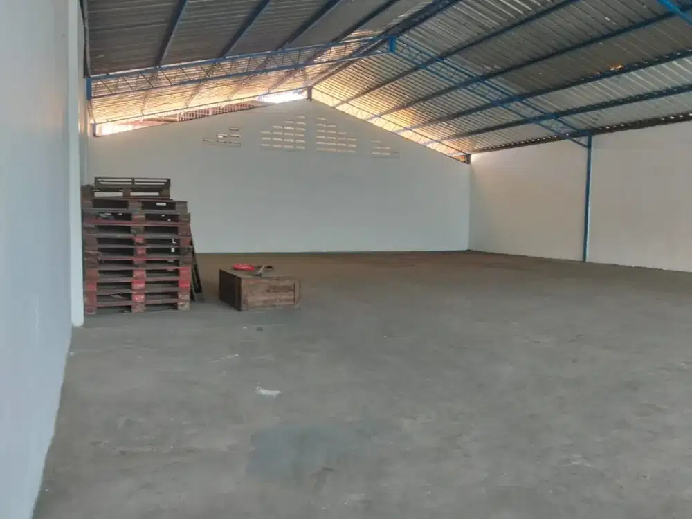 Gudang Akses  kontainer 40Kawasan Pergudangan Miami Tegal Alur di Jakarta Barat