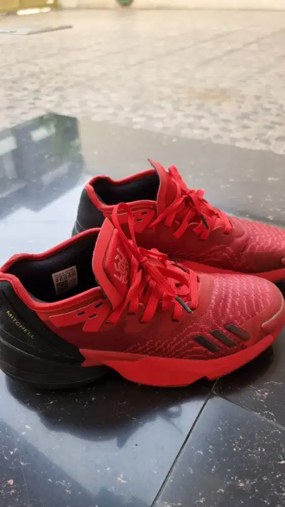 Adidas Don Issue 4 Basketball Shoes