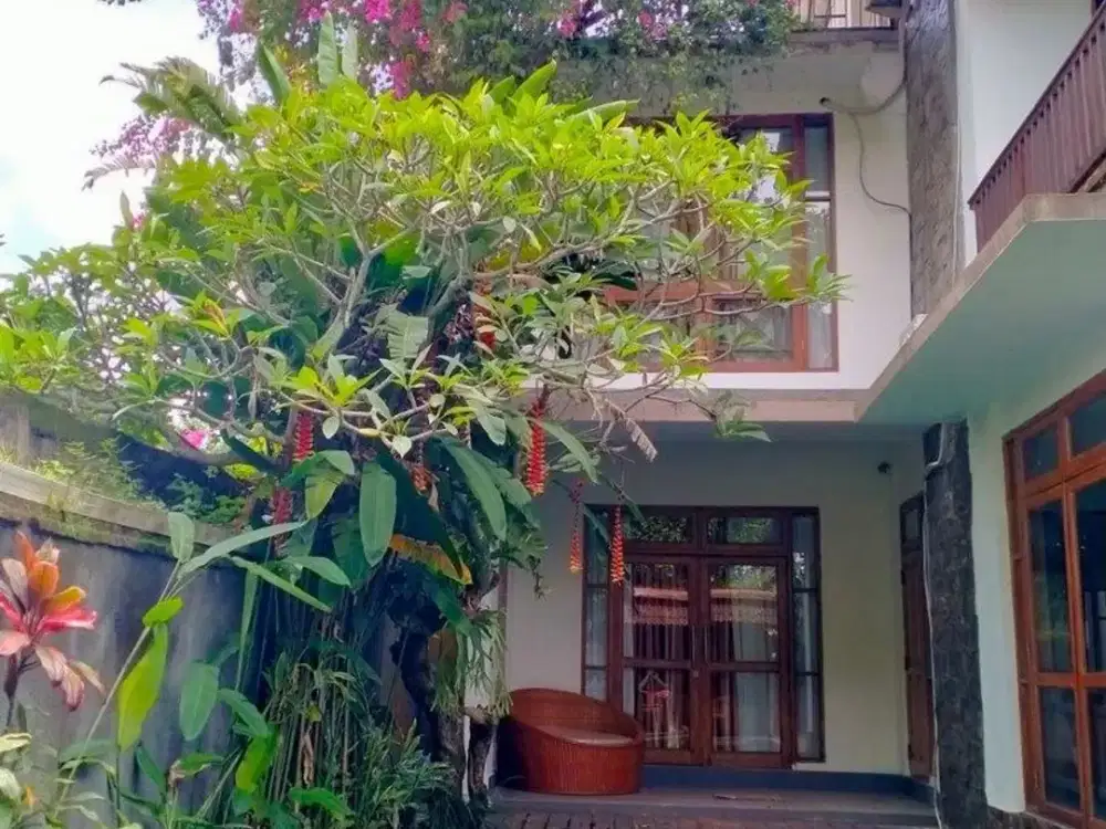 Three Bedroom Villa Tropical Garden For Lease, At Cepaka Munggu Area