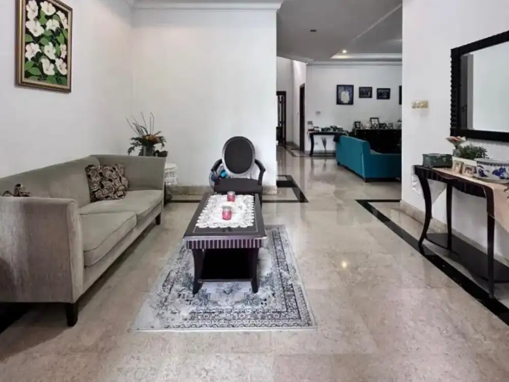 Jual Rumah Mewah di Cempaka Putih, 2 Lantai SHM, Siap Huni 382m2