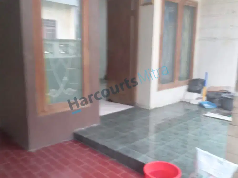 RUMAH TINGKAT MURAH Pinggir Jalan – Condet, Jakarta Timur