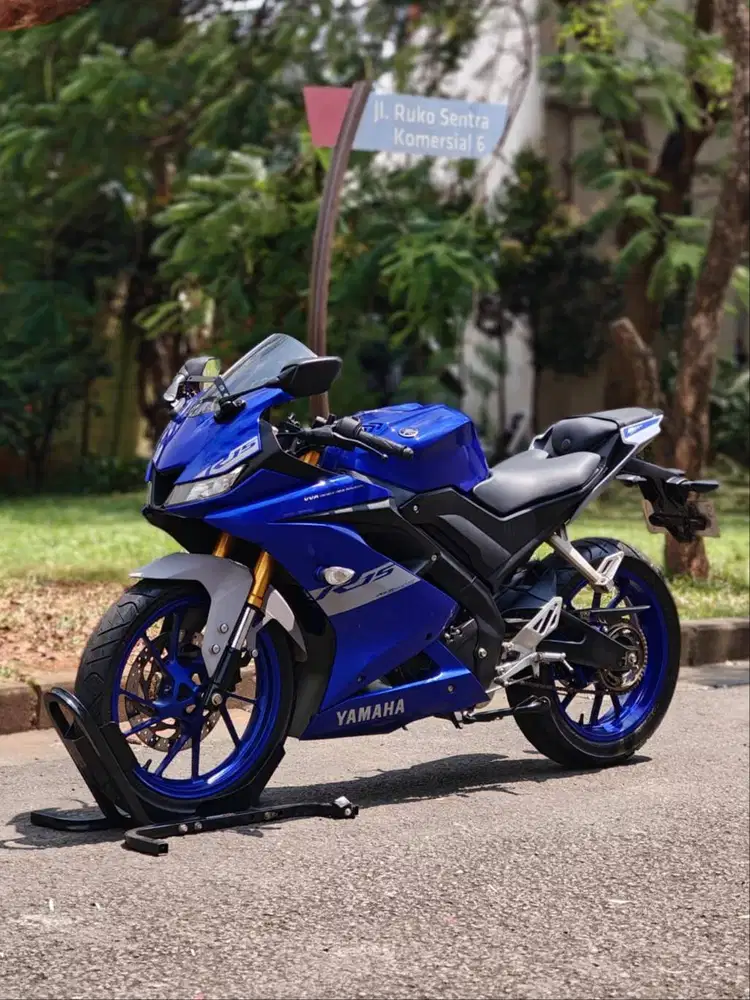 YAMAHA R15 V3 2021 BIRU KM 8K PAJAK PANJANG SIAP GAS