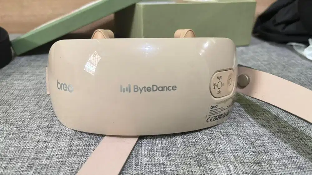 Breo iNeck Massager Mulus