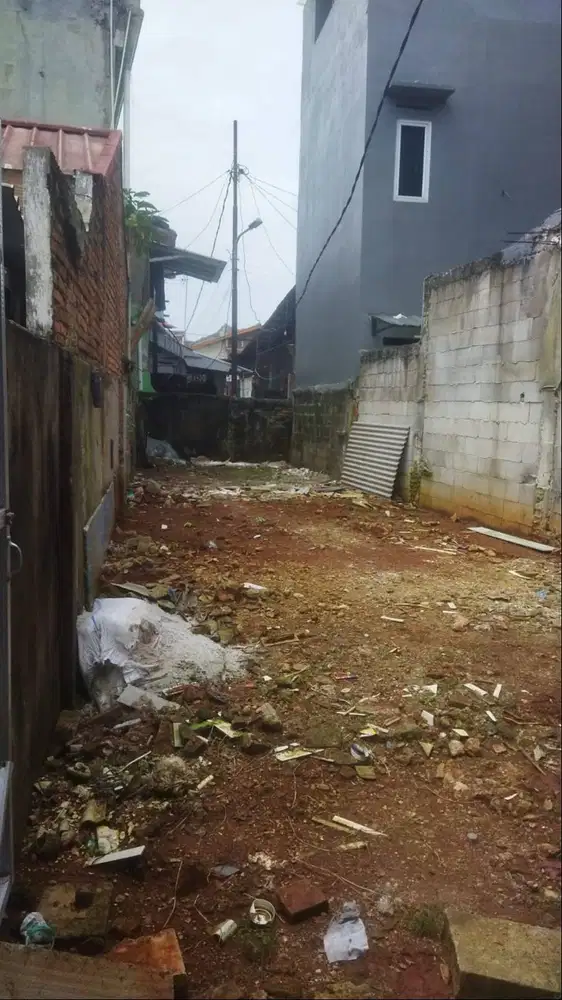 Tanah strategis di Tebet, luas 60m², cocok untuk kos-kosan (Nego)