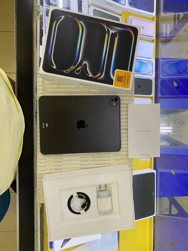 Ipad Pro M5 256GB 11 inch Wifi IBOX Garansi On-February 2027 Like New