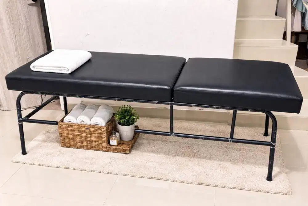 Dijual Perlengkapan Klinik/Salon Kecantikan