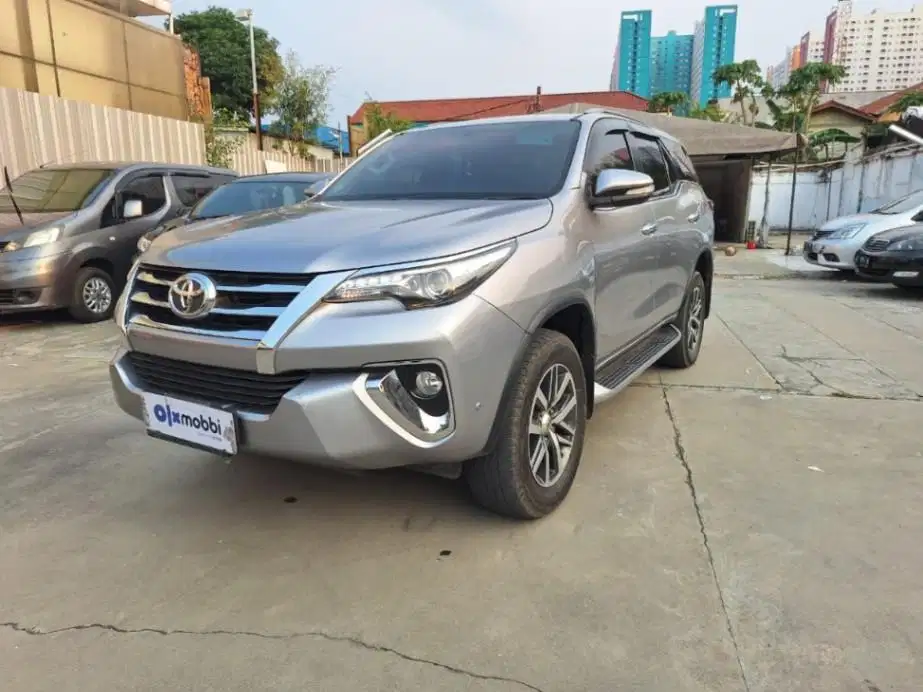 DP MURAH - Toyota Fortuner 2.4 4x2 VRZ Solar-AT 2018 Putih