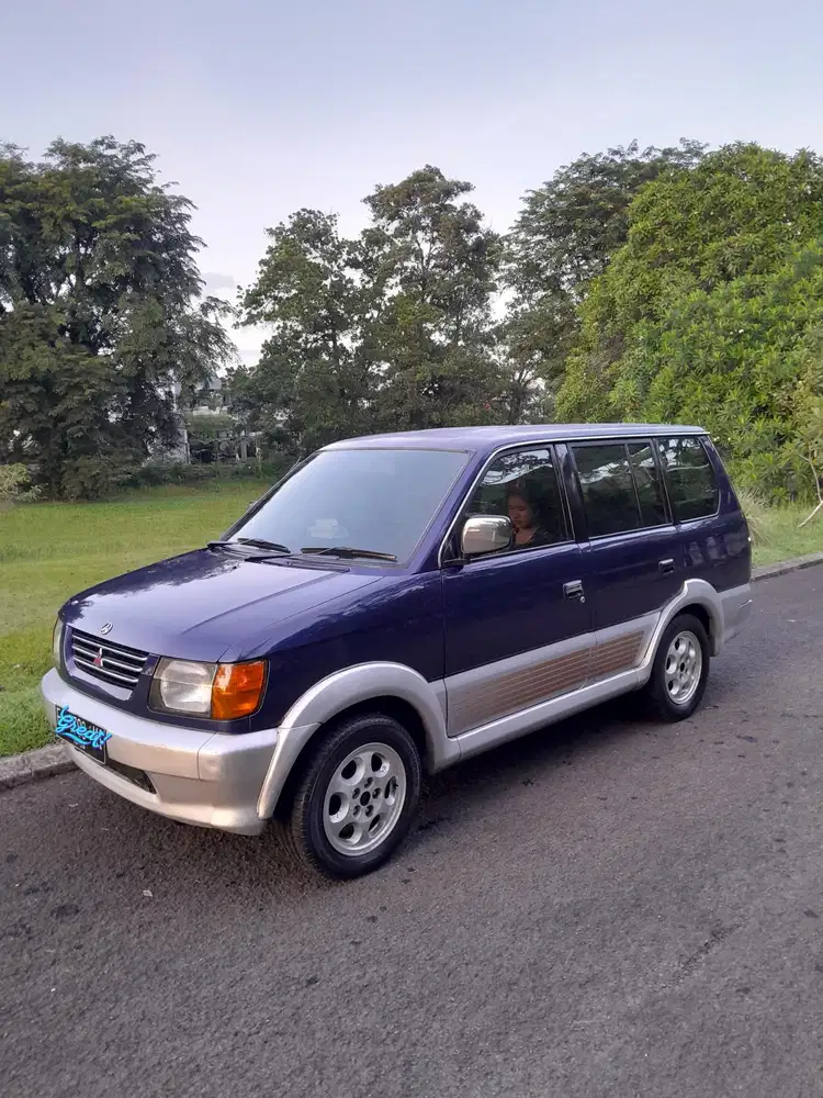 Mitsubishi Kuda 2001 Bensin