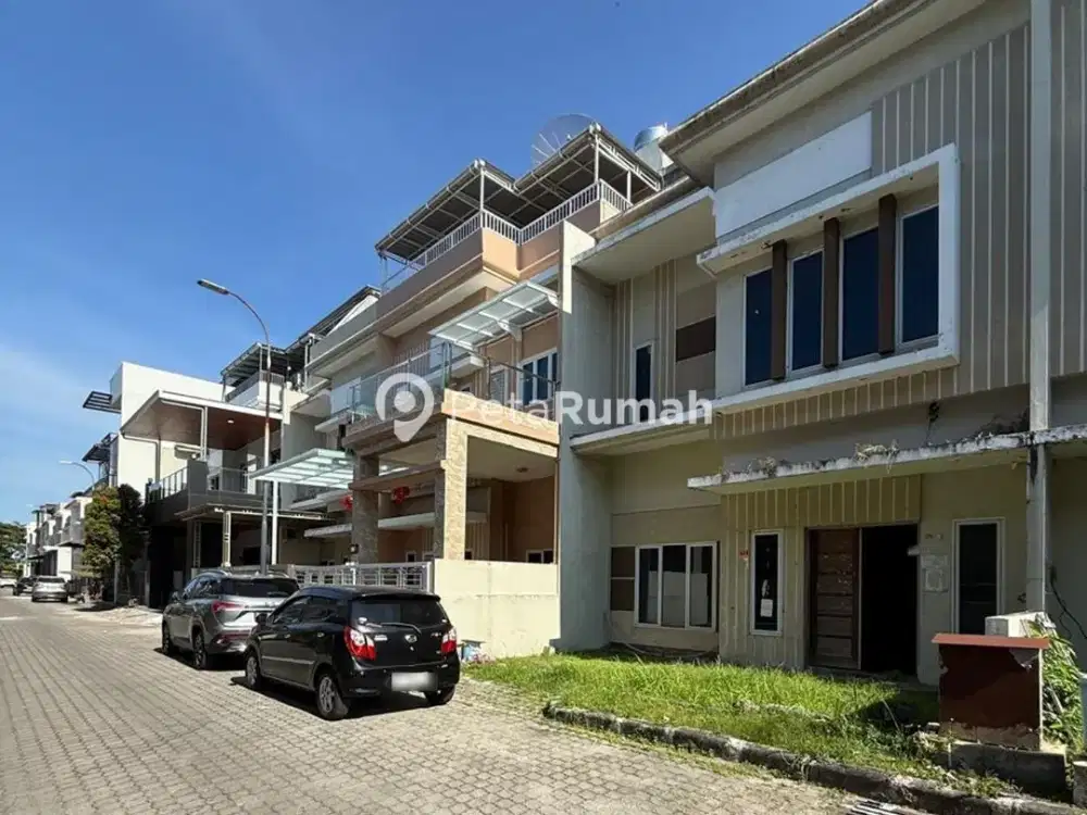 DIJUAL VILLA JALAN GRAHA METROPOLITAN KOMPLEK GRAHA METRIPOLITAN CLUSTER DE SOPHIE SUITE-SUNGGAL