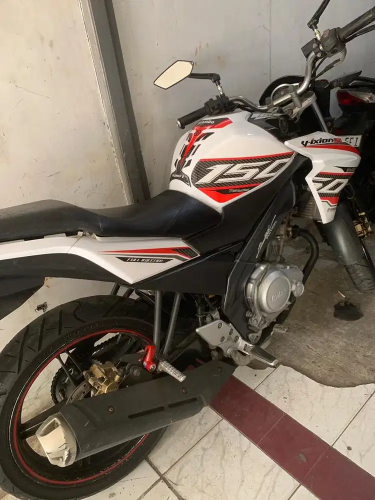 Di jual yamaha Vixion. 2013