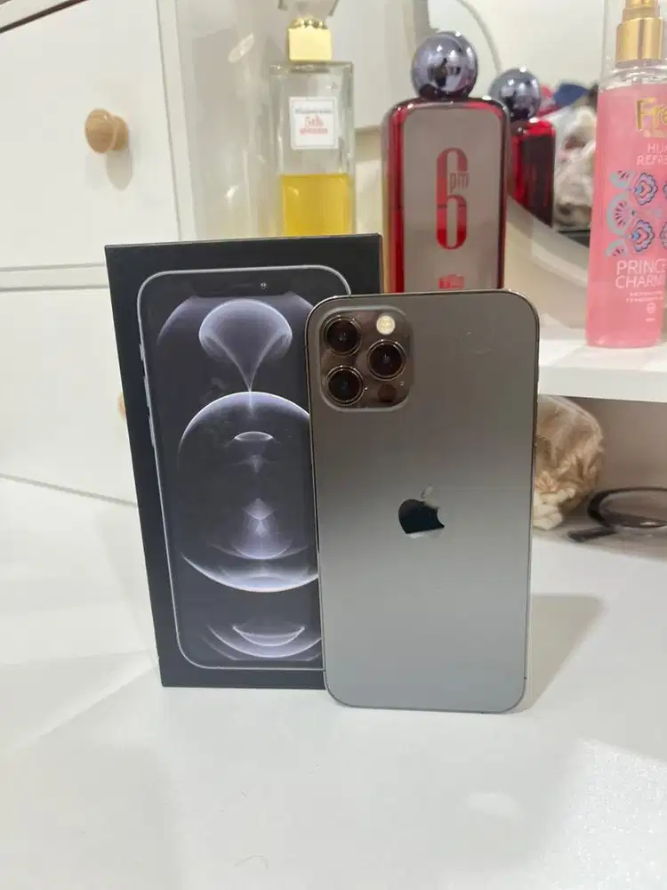 Iphone 12 pro 128 Gb inter beacukai no minus fullset orginal 100%