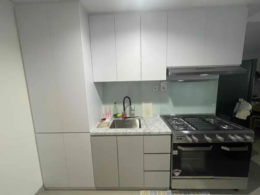 Jual Apartemen Embarcadero Bintaro Tower Eastern Lantai 10 4 KT Furnish Incld Water Heater