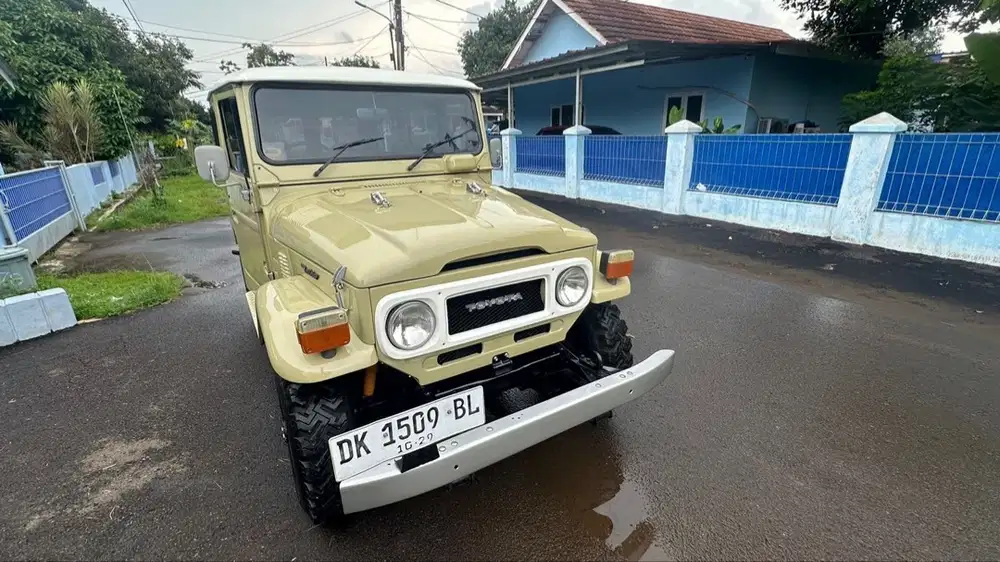 Jual Toyota Hardtop simpanan terawat 1979 Pająk Panjang Krem