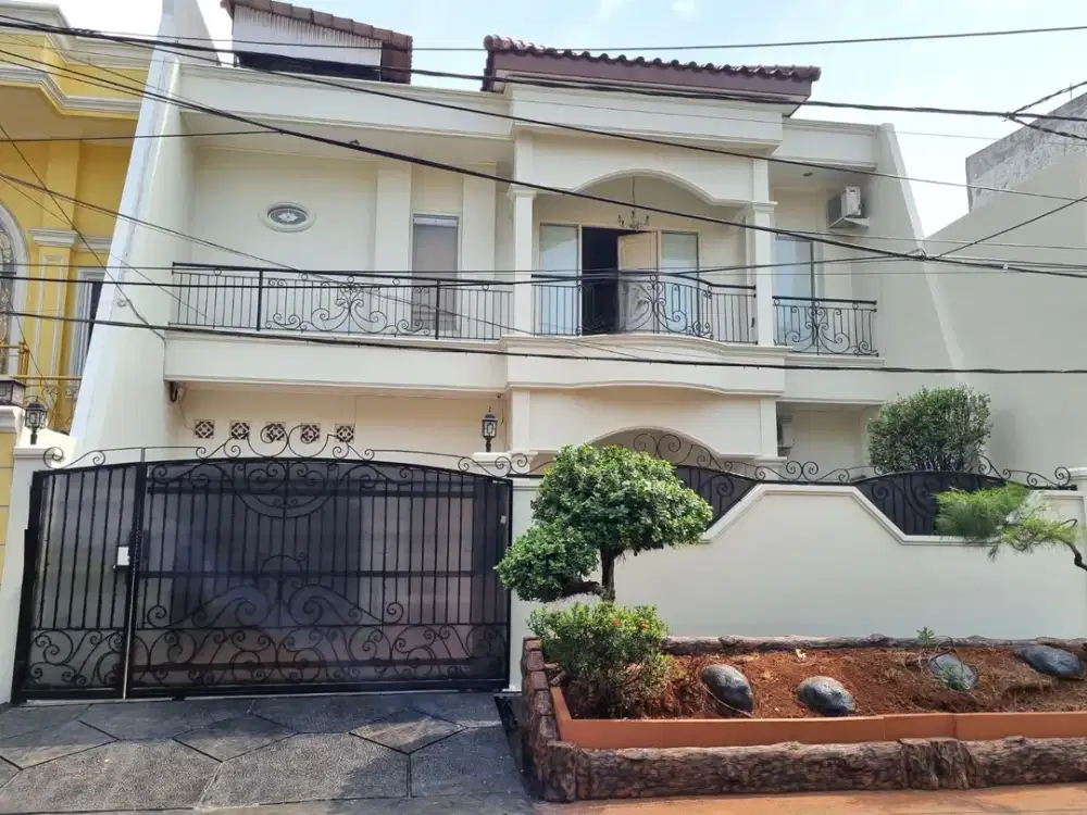 Rumah di sunter agung 2lt 11x20 220m Type 4KT Tanjung Priok Jakarta Utara