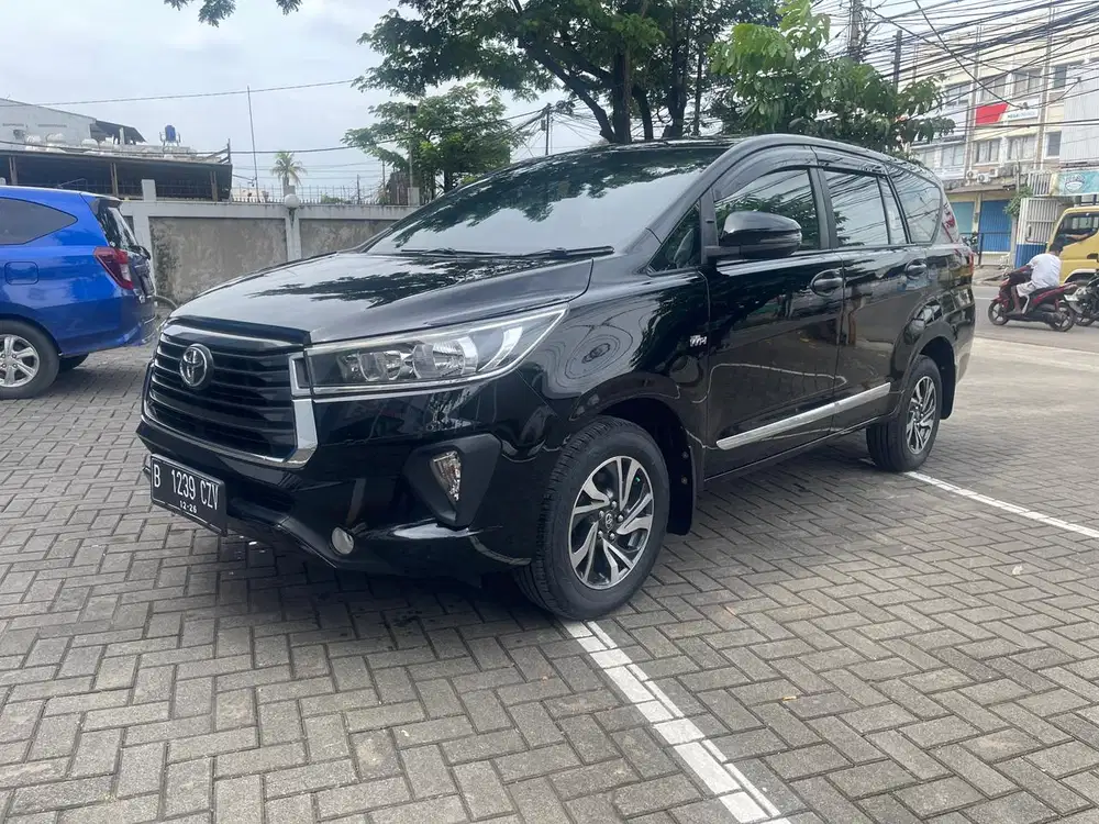 Toyota Kijang Innova 2021 Bensin