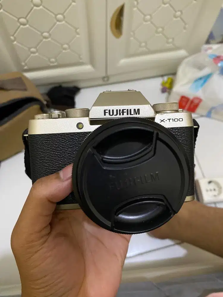 Fuji Film XT-100