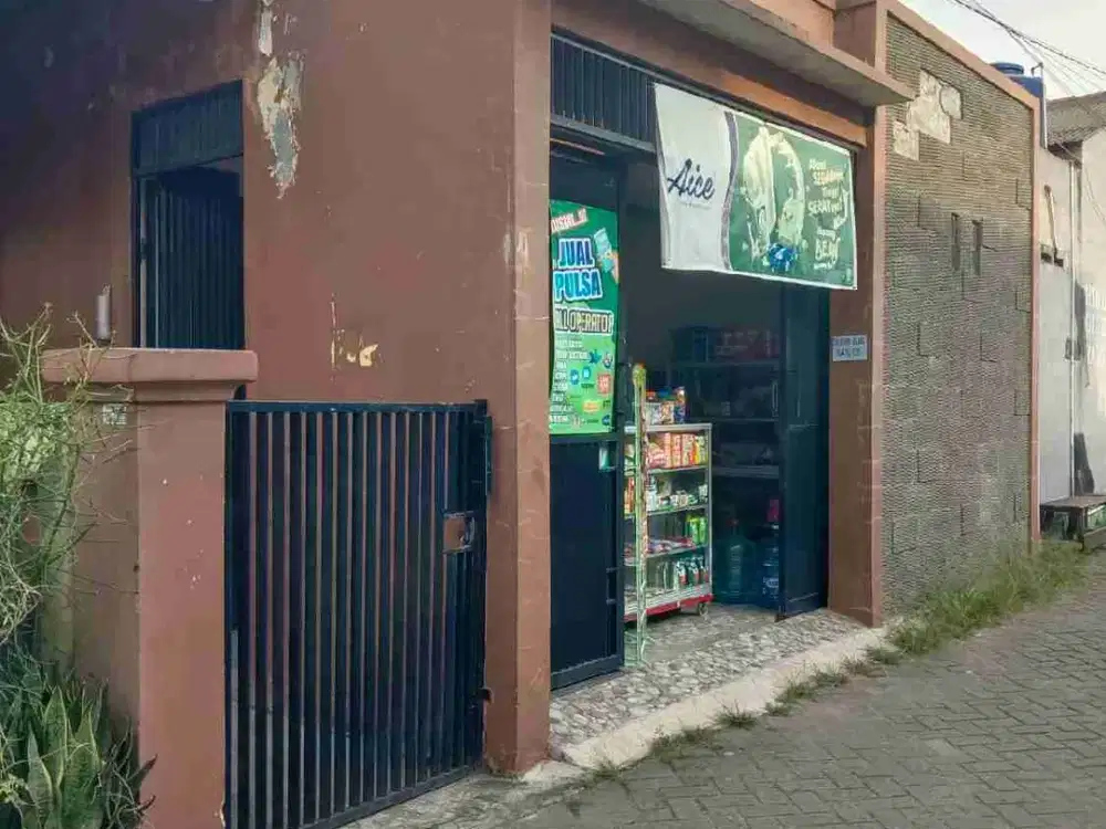 Dijual Cepat Rumah dan kontrakan aktif terisi penuh di kunciran Indah Pinang Tangerang