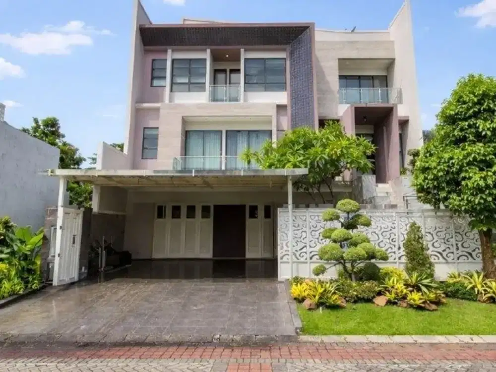 Rumah North Emerald Mansion, Citraland