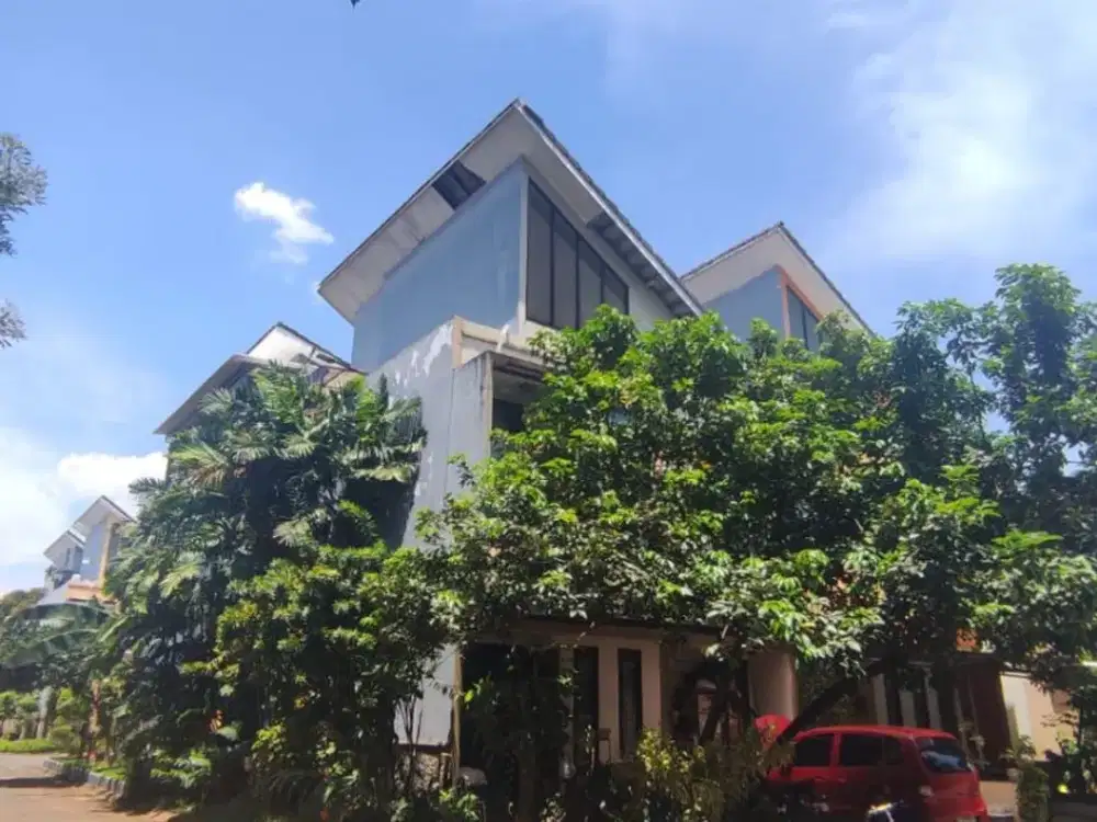 Rumah Hoek 2 Lantai Dalam Perumahan Bintaro Terrace